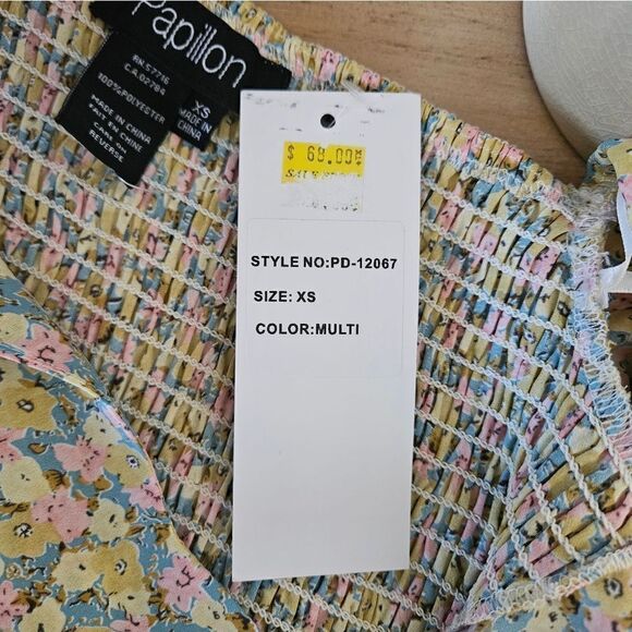 NWT papillon top - Picture 5 of 6